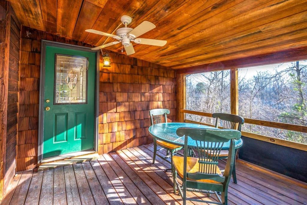 Dog Friendly! Views! Hot Tub! Close To Pf! Gsmnp سيفيرفيل المظهر الخارجي الصورة