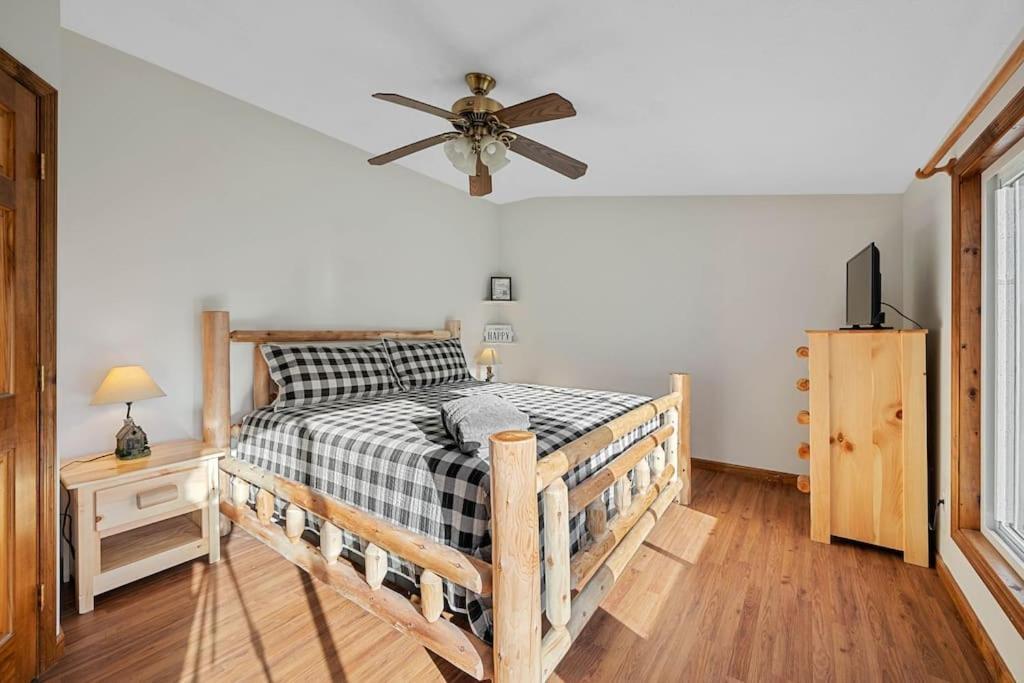 Dog Friendly! Views! Hot Tub! Close To Pf! Gsmnp سيفيرفيل المظهر الخارجي الصورة