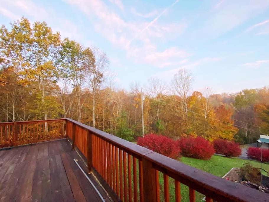 Dog Friendly! Views! Hot Tub! Close To Pf! Gsmnp سيفيرفيل المظهر الخارجي الصورة