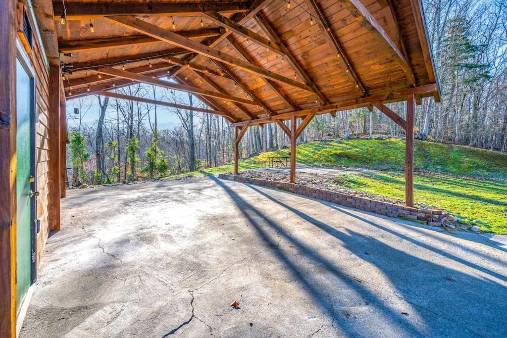 Dog Friendly! Views! Hot Tub! Close To Pf! Gsmnp سيفيرفيل المظهر الخارجي الصورة