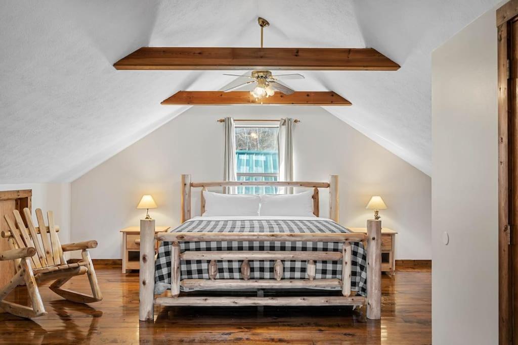 Dog Friendly! Views! Hot Tub! Close To Pf! Gsmnp سيفيرفيل المظهر الخارجي الصورة